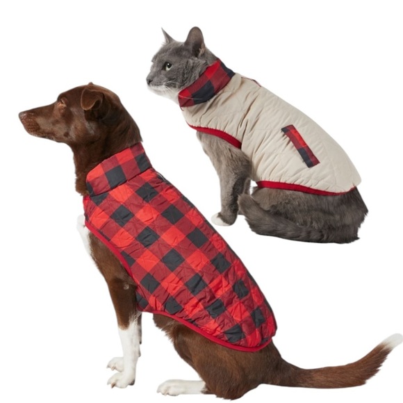 Reversible Quilted Pet Vest in Red/Black Check and Cream - Picture 1 of 11